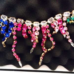 Multi stone choker nwot, adjustable